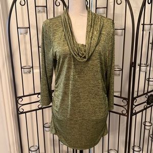 Green knit pullover